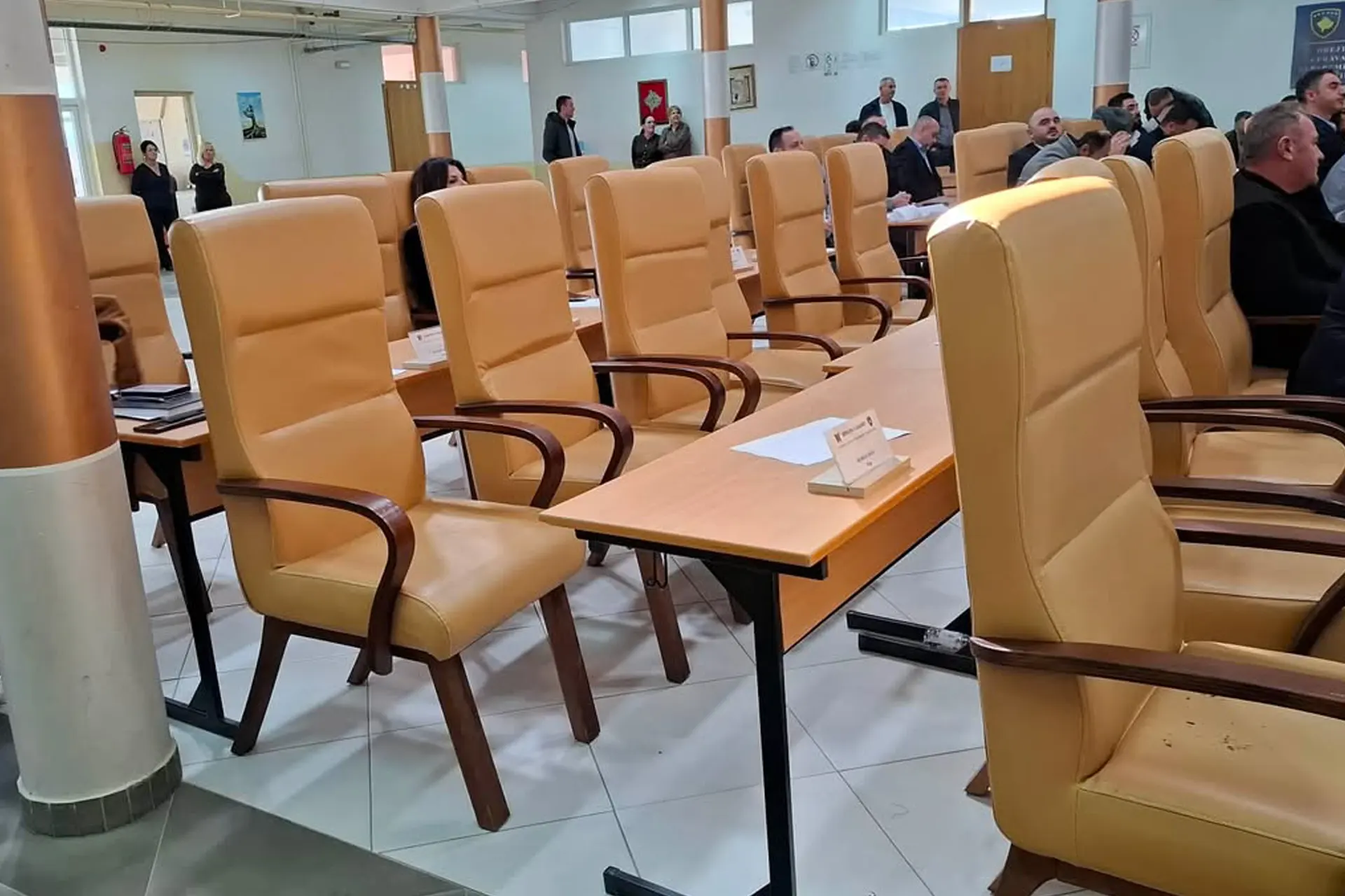 Reagim nga PDK-ja e Gjilanit: Në seancën e sotme u morën vendime të kundrligjshme