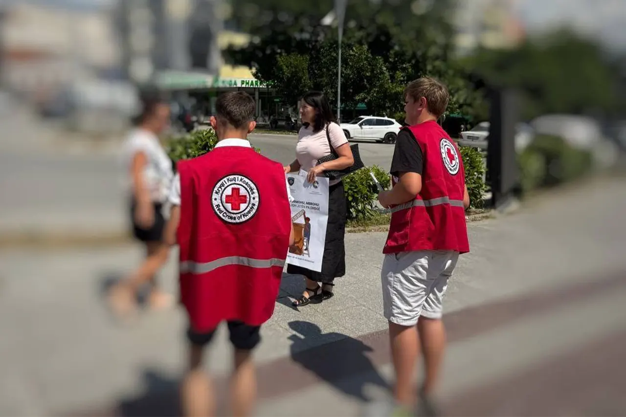Kryqi i Kuq me aktivitet informues dhe vetëdijesues lidhur me dukuritë negative