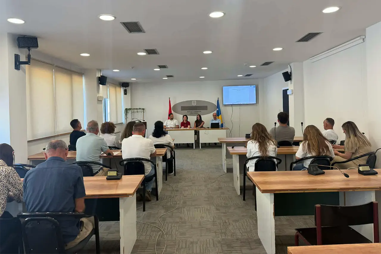 Mbahet konsultimi publik për Kornizën Afatmesme Buxhetore 2027-2029