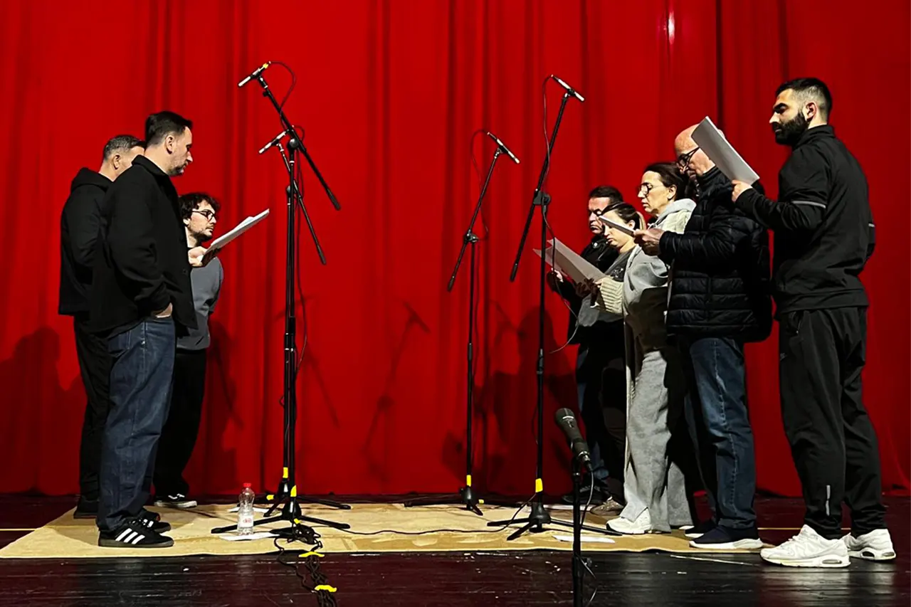 Premierë në Gjilan: Radiodrama “Sfinga e Gjallë” e Rexhep Qosjes
