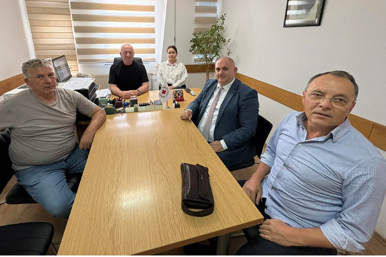 Diskutojnë për forcimin e bashkëpunimit