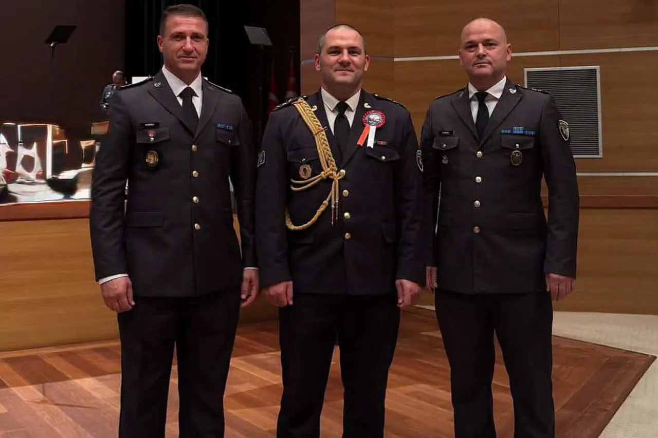 Oficerë të FSK-së diplomojnë në Republikën e Turqisë