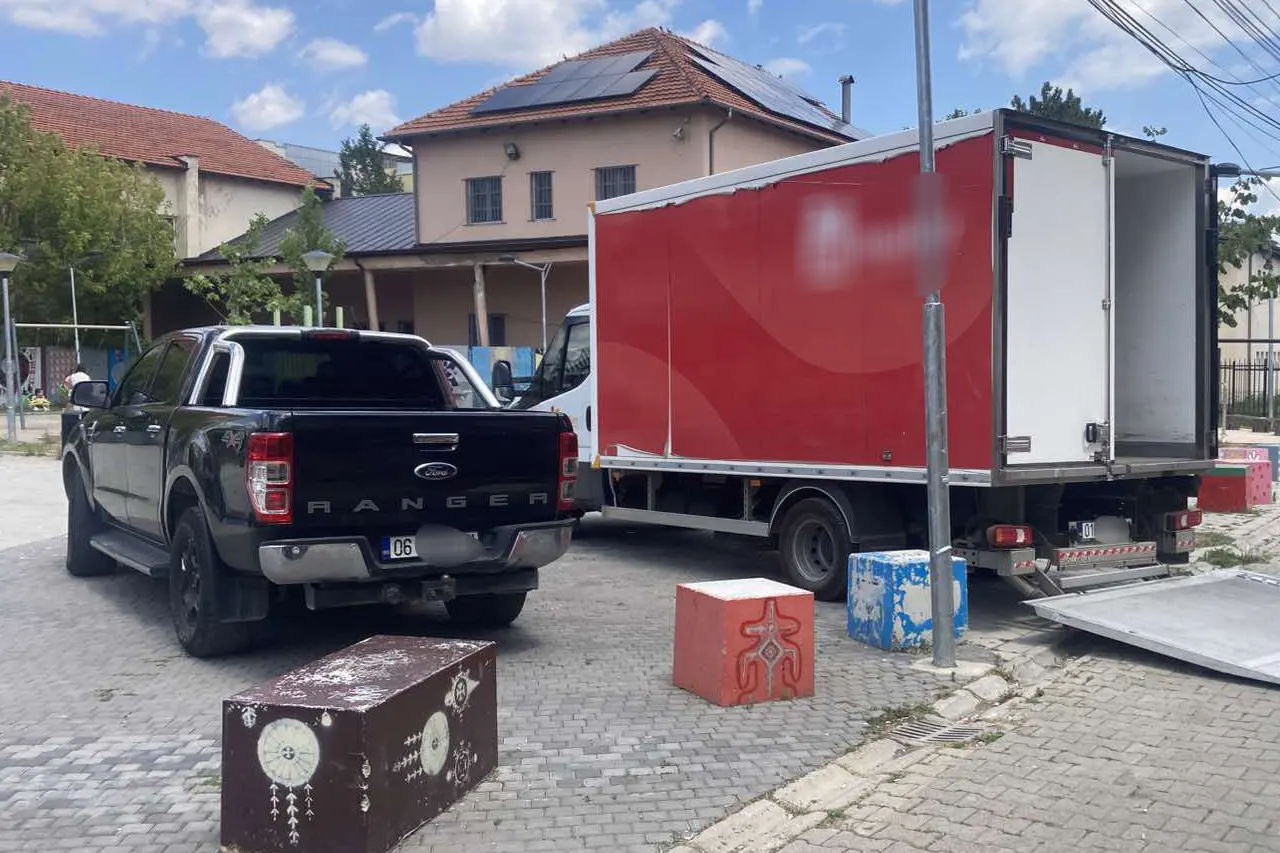 Drejtoria e Inspekcionit ndërmerr masa ndaj parkimit të kundërligjshëm në parkun e lagjes
