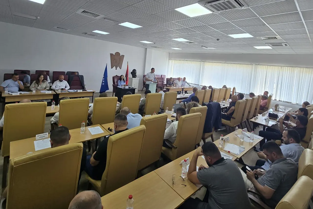 Kuvendi i Gjilanit diskuton për raportin e punës së kryetarit për vitin 2025, raportin gjashtëmujor 2026 dhe atë raportin financiar janar-qershor 2026