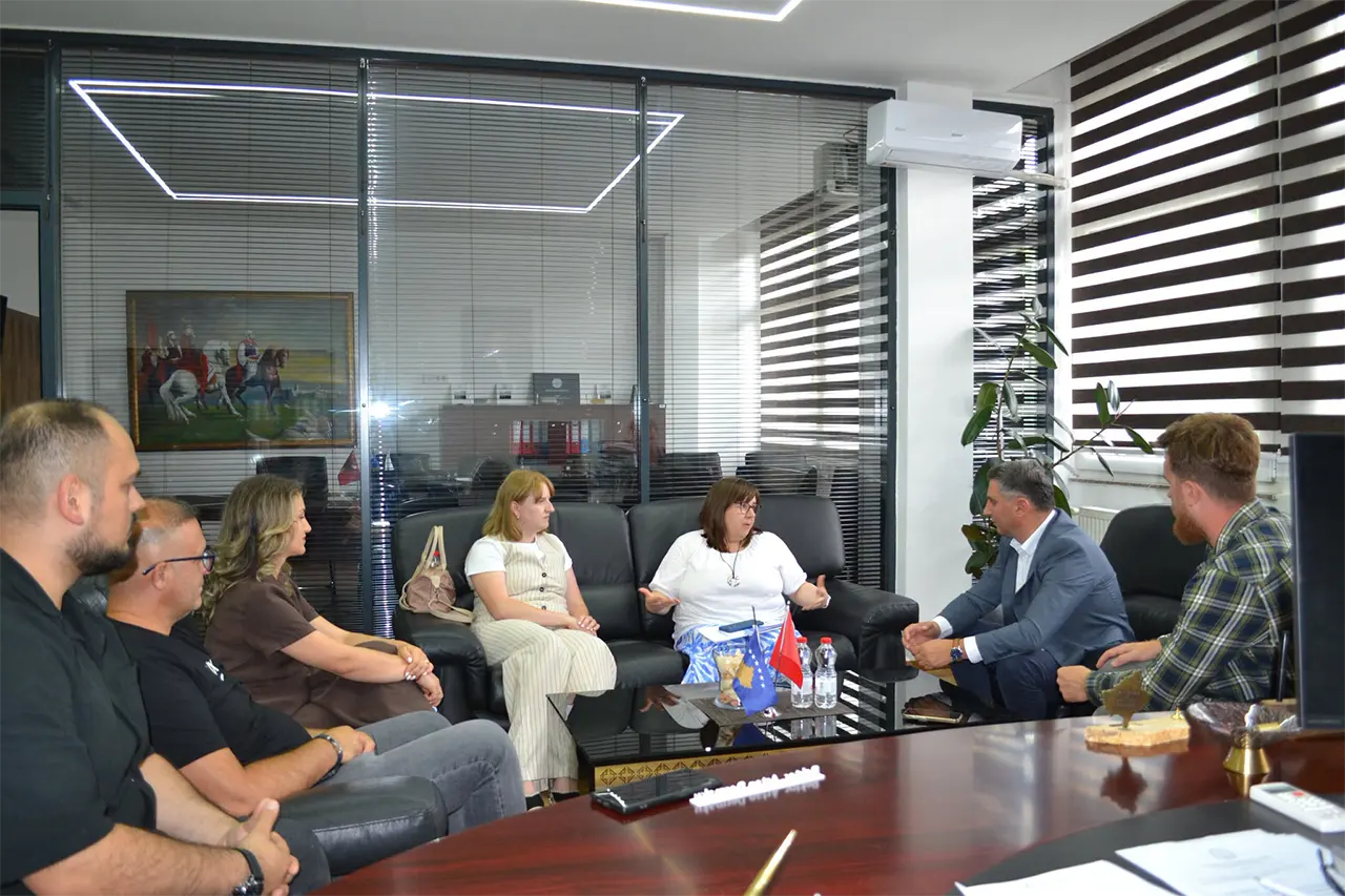Një delegacion i WSG University vizitoi UKZ-në
