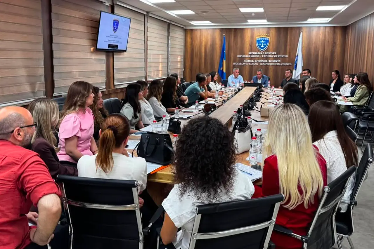 Fillojnë punën 37 zyrtarë ligjorë në gjykatat e Republikës së Kosovës
