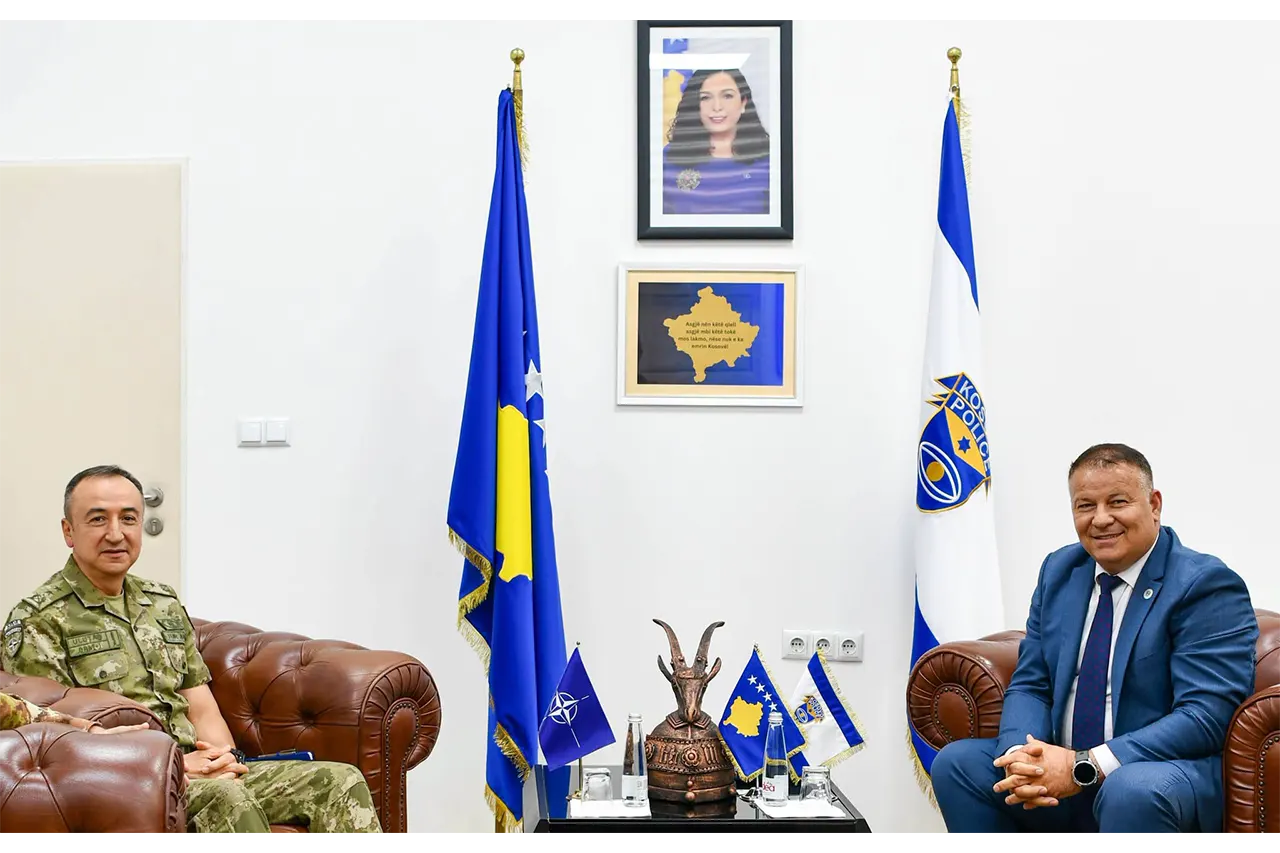 Drejtori i Policisë priti në takim komandantin e KFOR-it