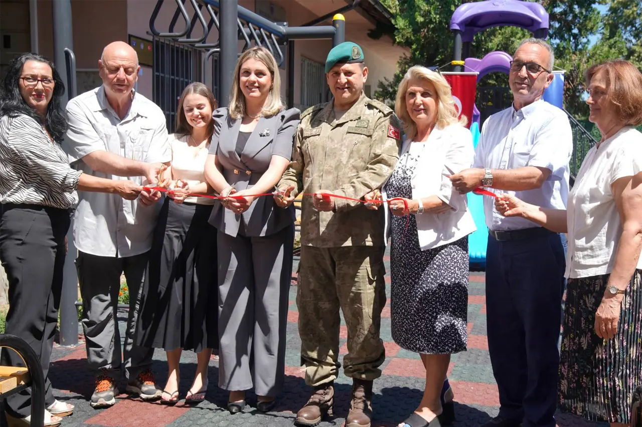 Inaugurohet këndi i lodrave në Strehimoren “Liria”