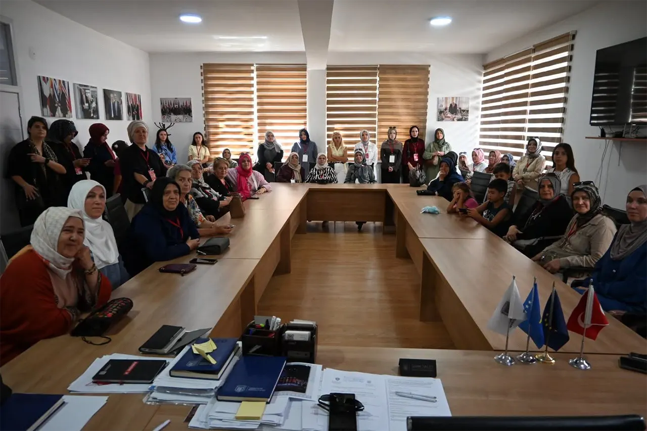 Kreu i Vitisë mirëpret bashkatdhetarët që jetojnë në Turqi, familjarët e të cilëve ishin zhvendosur nga trojet shqiptare