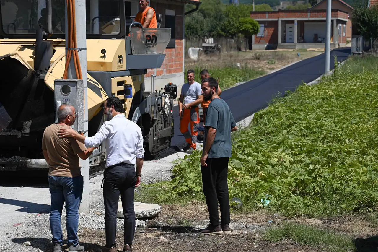 Kanë përfunduar punimet në 13 rrugë të Hodonocit, ndërsa dy rrugë të tjera janë aktualisht në proces të asfaltimit