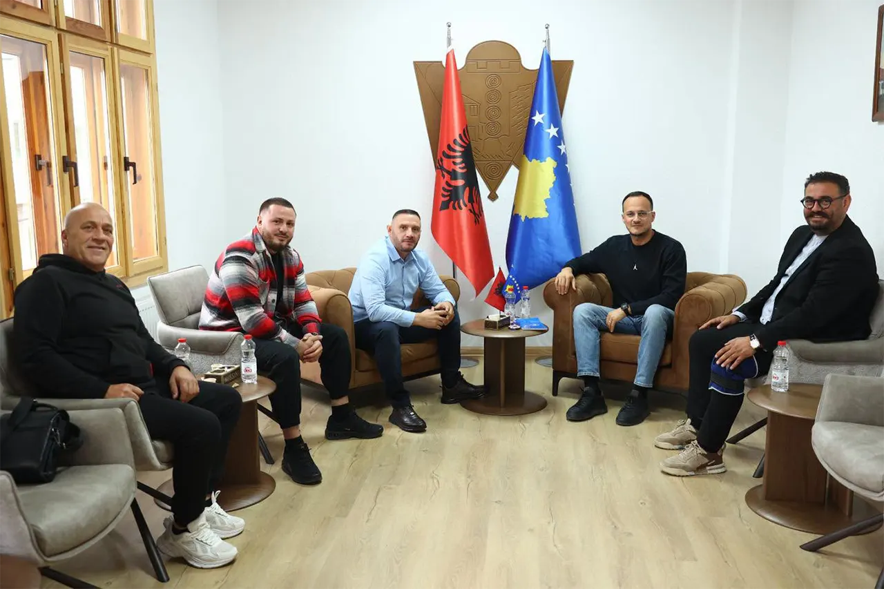Kryetari Hyseni: Gjilani do të jetë nikoqir i Kampionatit Botëror të Muay Thai për vitin e ardhshëm!