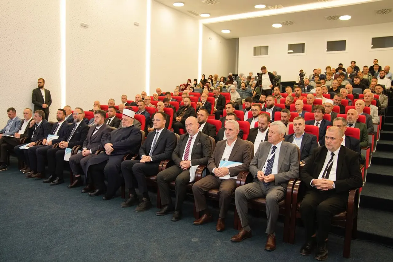 U Mbajt Simpoziumi Shkencor “Muhamedi a.s. në kujtesën dhe traditën shqiptare”