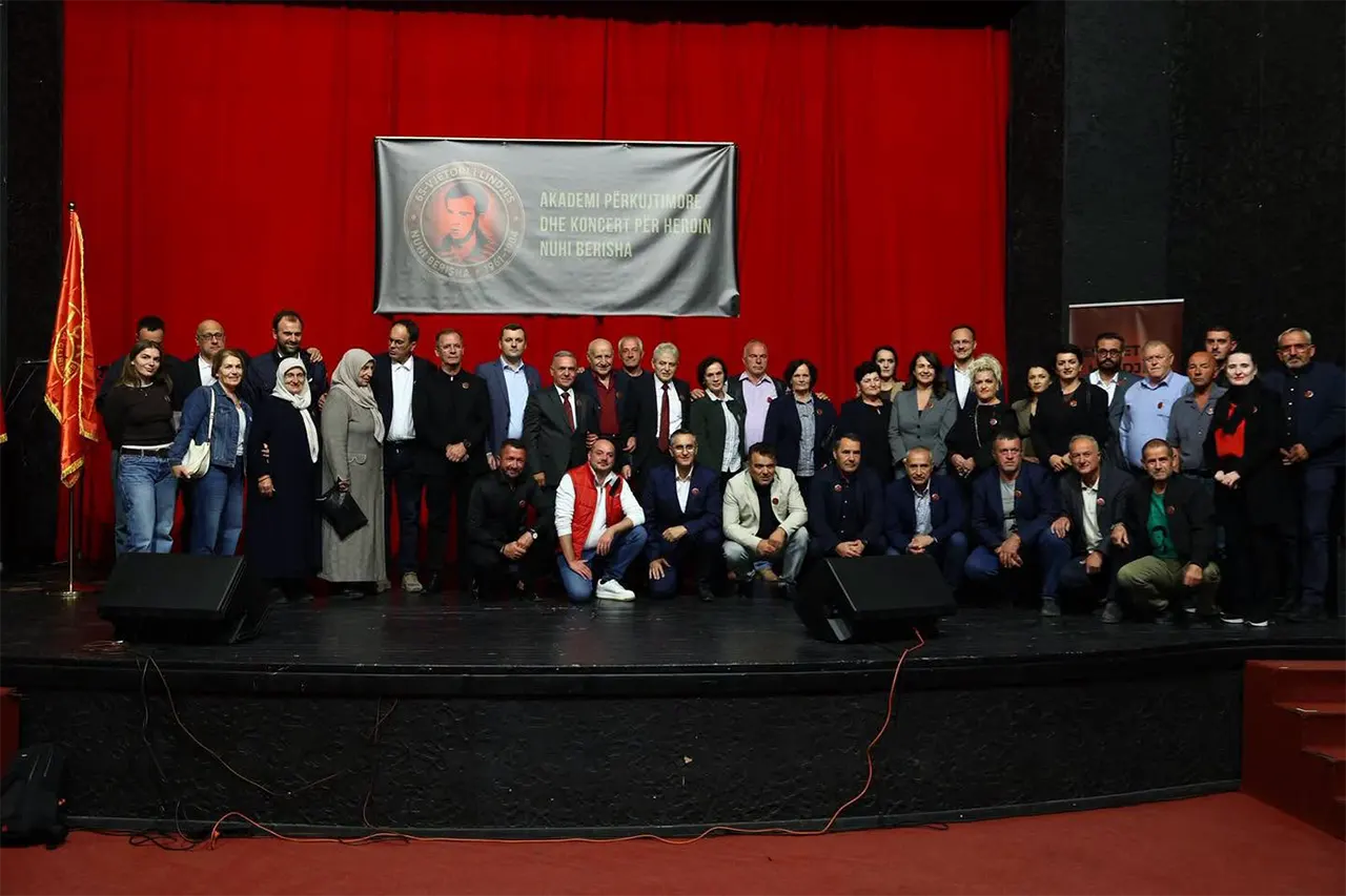 Përmbyllet manifestimi për 65-vjetorin e lindjes së heroit Nuhi Berisha