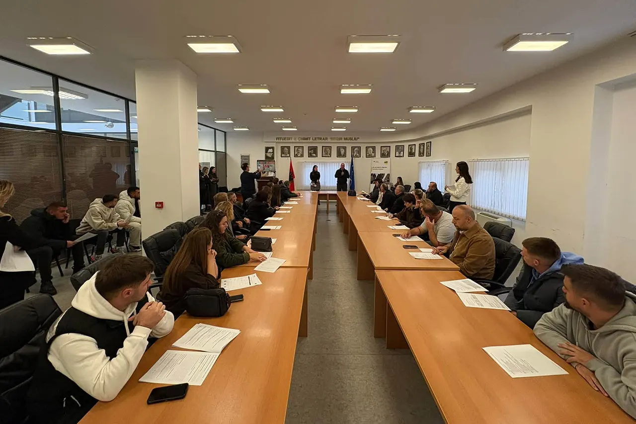 Drejtoria për Zhvillim Ekonomik dhe organizata HELP mbajnë sesionin e dytë informues për bizneset në Gjilan