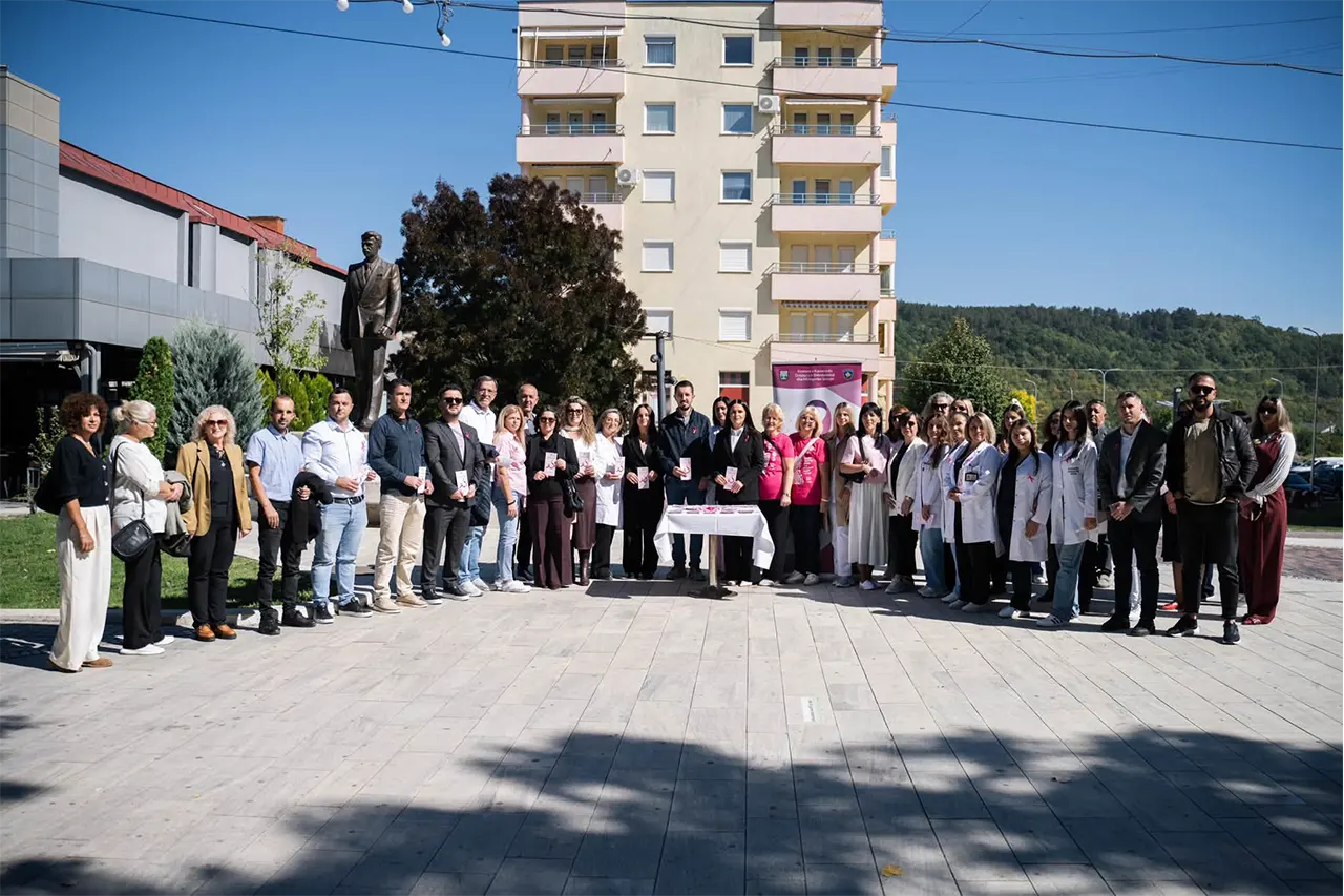 Në Kamenicë nis fushata ndërgjegjësuese për kancerin e gjirit