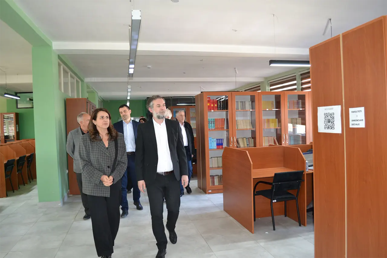 Ministri i Arsimit dhe Shkencës vizitoi Universitetin Publik “Kadri Zeka”