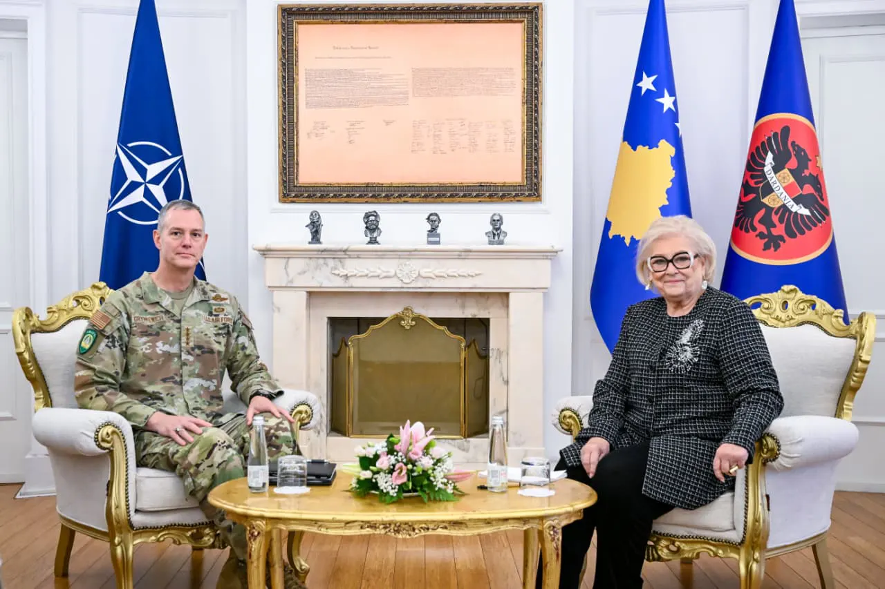 Presidentja Shiroka Pula priti në takim Komandantin Suprem të Forcave Aleate të NATO-s në Evropë, gjeneralin Alexus G. Grynkewich