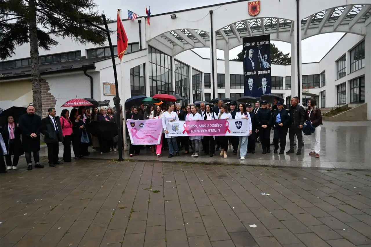 Komuna e Vitisë shënoi Tetorin Rozë me aktivitete sensibilizuese për ndërgjegjësimin mbi kancerin e gjirit